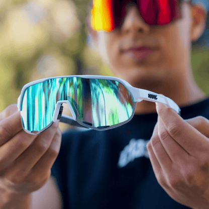 100% S2 BLANCA- VISOR AZUL AQUA